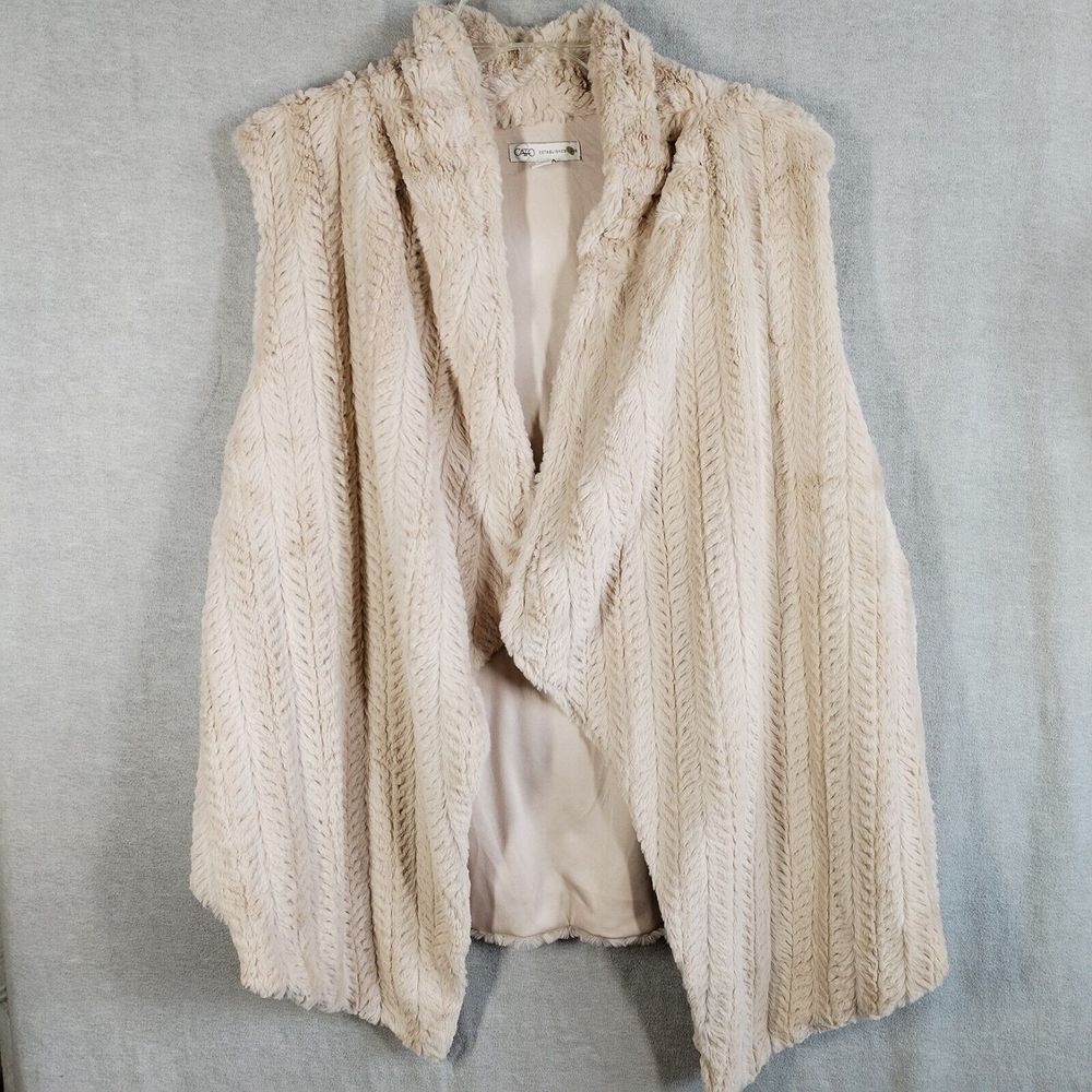 CATO Women's 22/24W Cream Faux Fur Vest Herringbone Design Side Pocket Soft